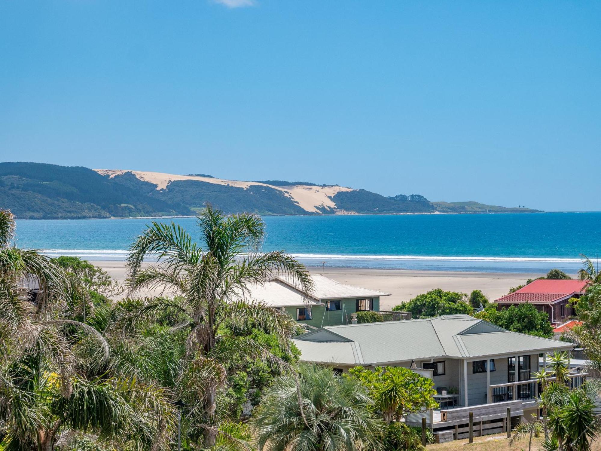 Ahiparadise - Ahipara Holiday Home Екстериор снимка